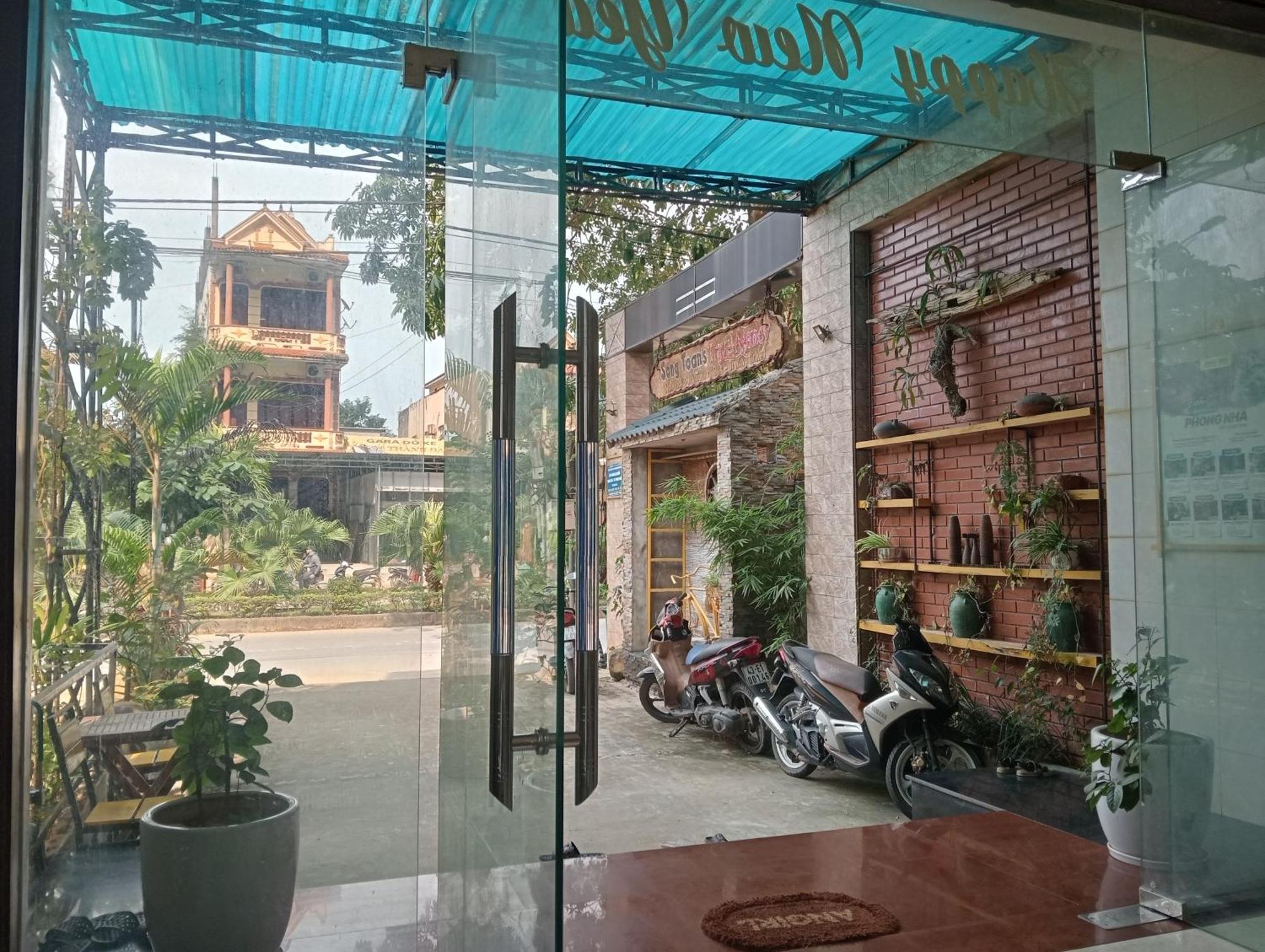 Song Toan Hotel Phong Nha Exterior foto