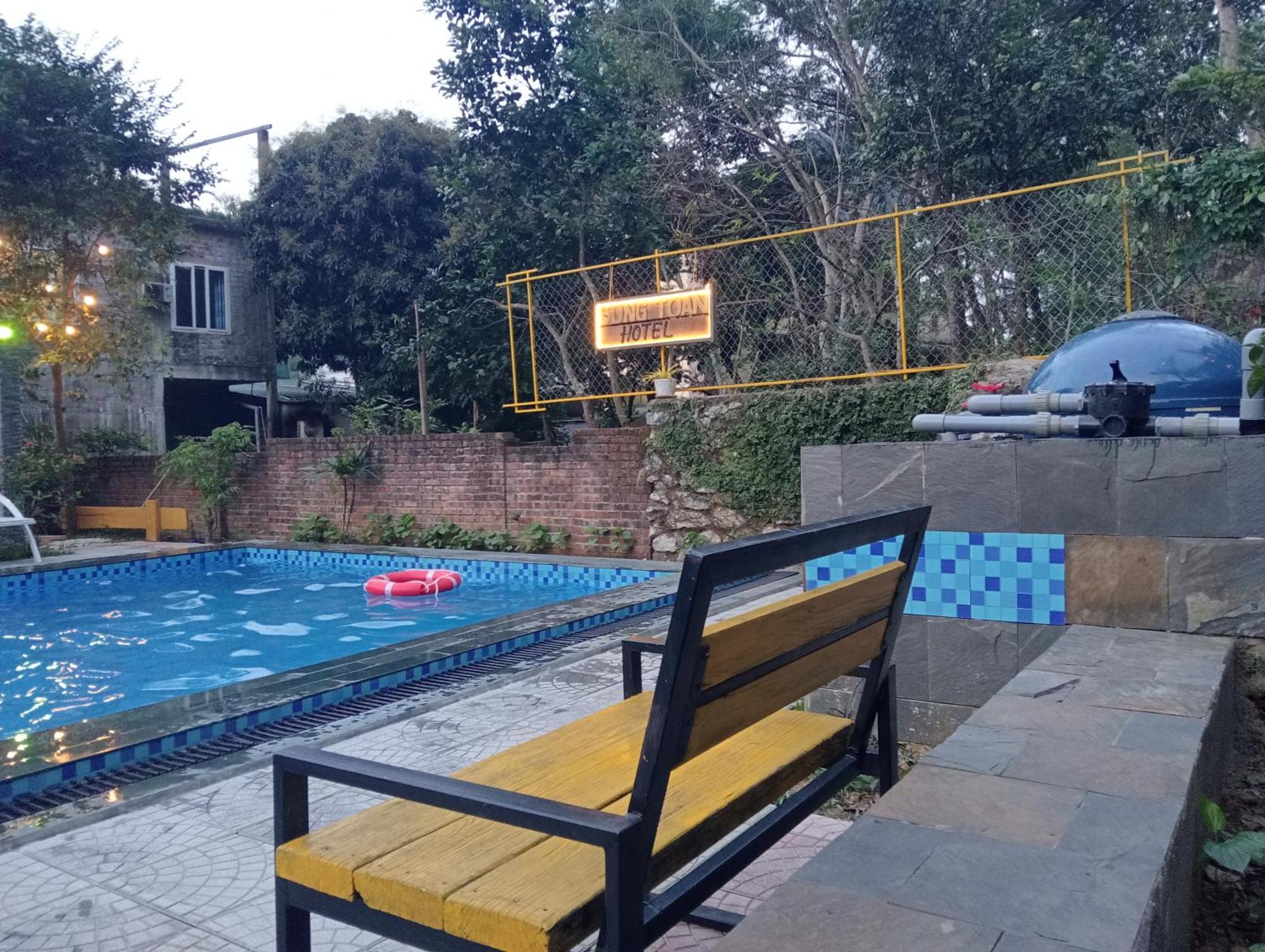 Song Toan Hotel Phong Nha Exterior foto